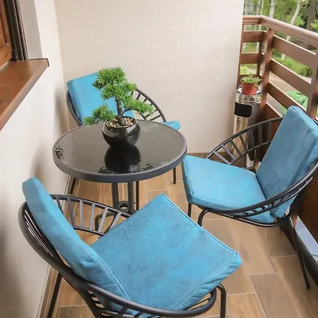 Golden Hill & Apartman *